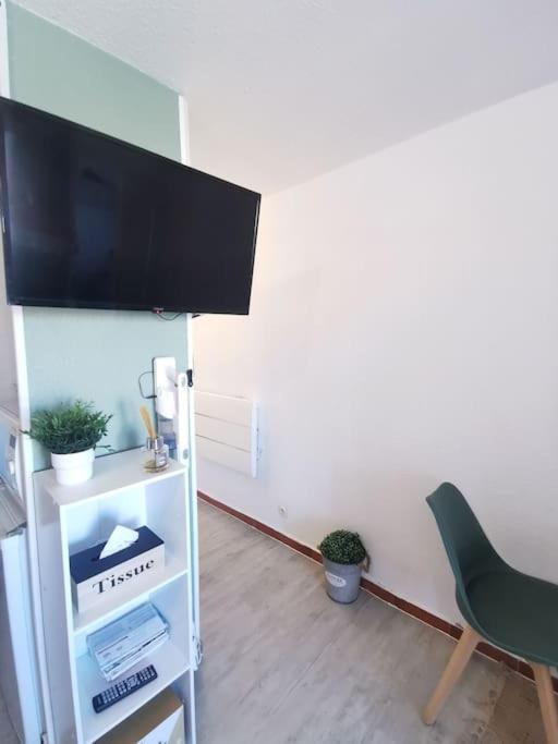 Superbe Studio Renove Avec Piscine Et Vue Marina Le Barcarès Eksteriør bilde